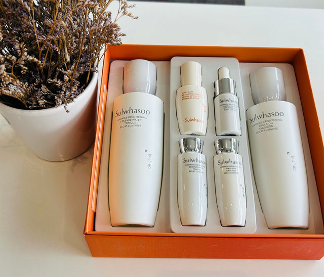 Sulwhasoo Lumiwise Brightening water and Emulsion 2 set